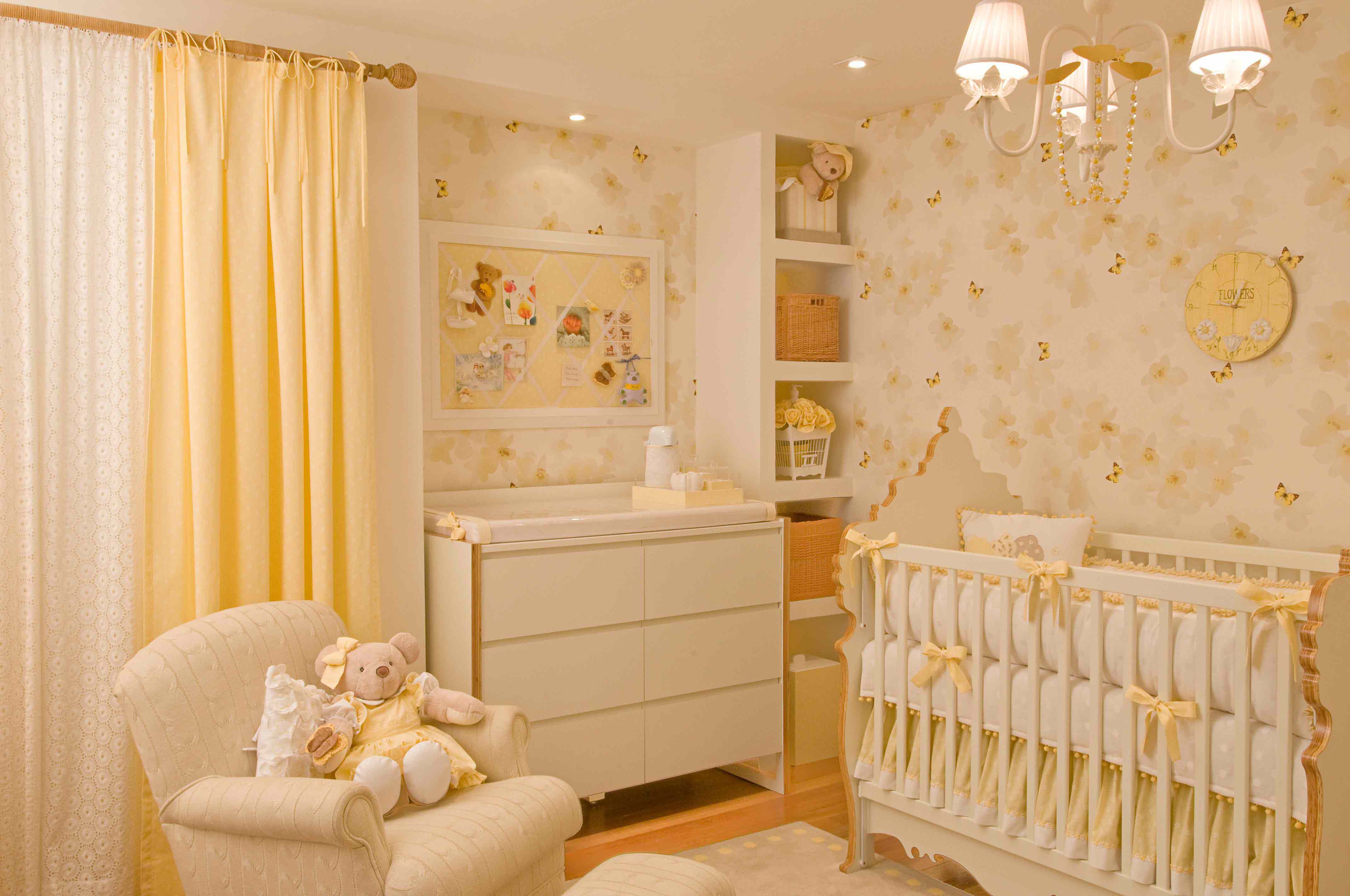 quarto de bebe menina amarelo